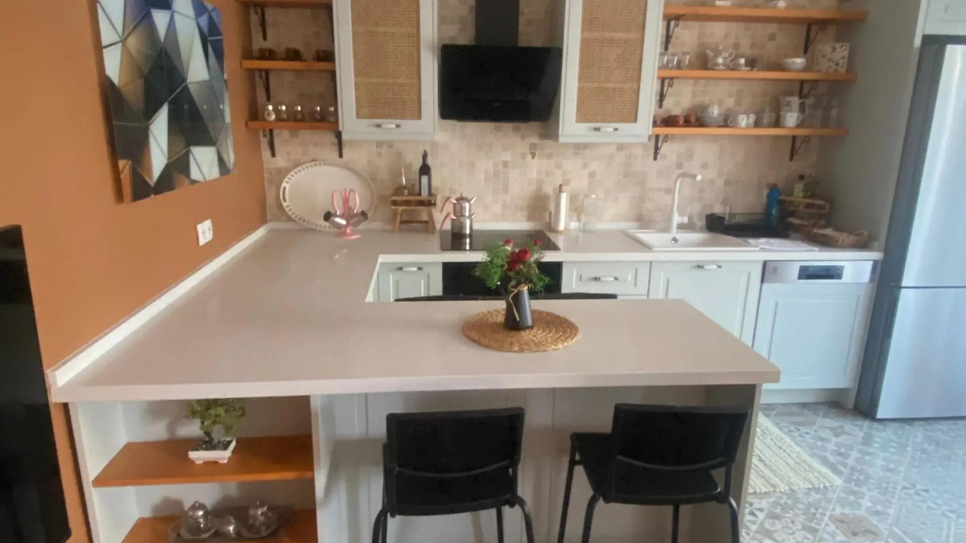 Cesme'De Villa Konforunda Alacati Tas Ev Tasarimli Sifir Esyali 0*, Çeşme