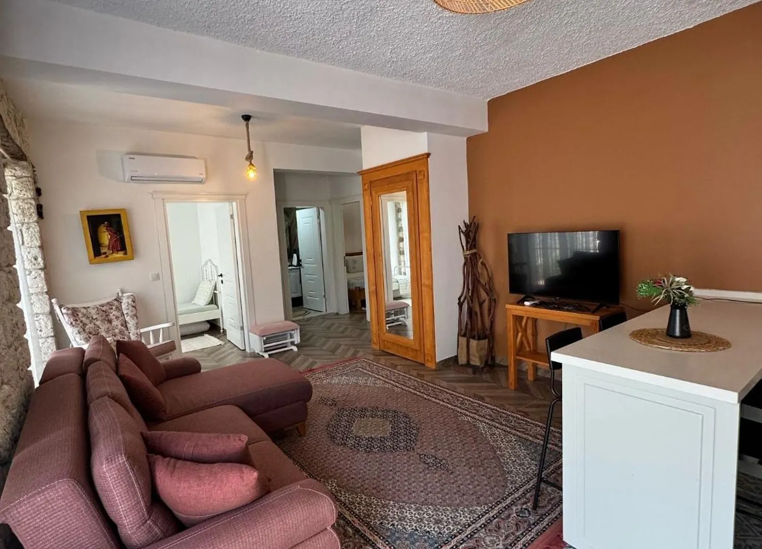 Cesme'De Villa Konforunda Alacati Tas Ev Tasarimli Sifir Esyali