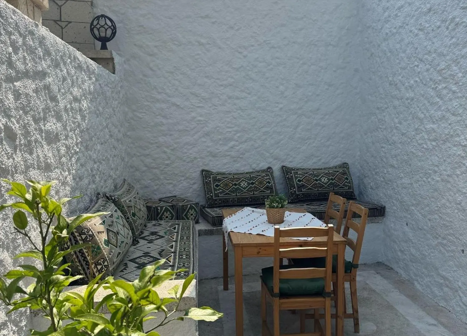 Cesme'De Villa Konforunda Alacati Tas Ev Tasarimli Sifir Esyali Çeşme